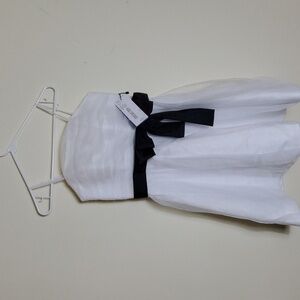 Kiss Formal Black & White Dress. Missing Size tag. SEE Photo for measurements.